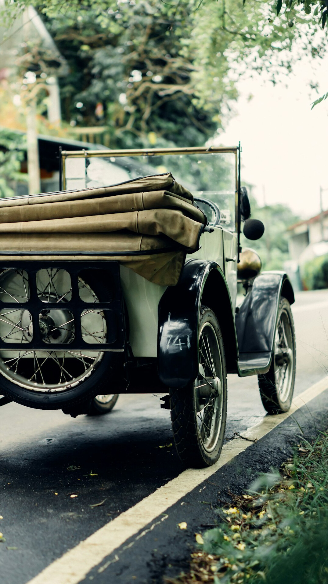 1920s vintage car advertisement